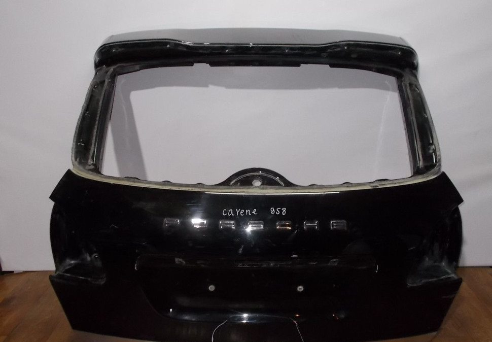 Крышка багажника бу Porsche Cayenne 958 (скл-3)