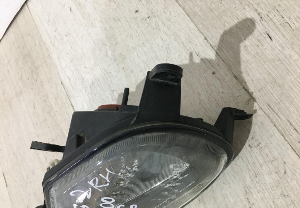 Противотуманная фара правая Volkswagen Touareg NF 2014-2018  oem 7P6941700G