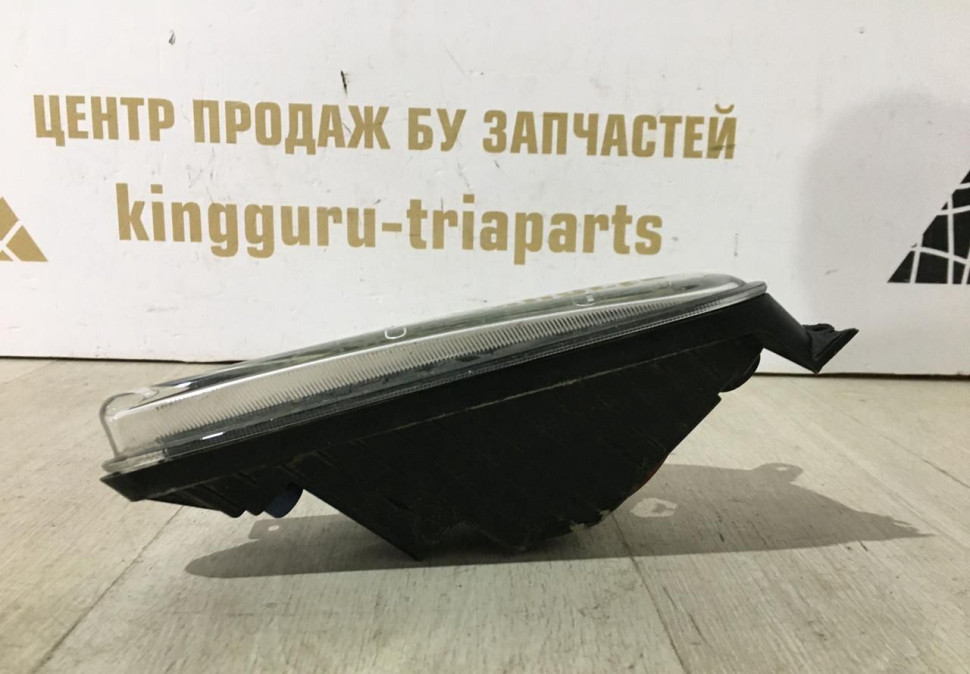 Противотуманная фара правая Volkswagen Touareg NF 2014-2018 oem 7P6941700G Противотуманная фара правая Volkswagen Touareg NF 2014-2018 oem 7P6941700G