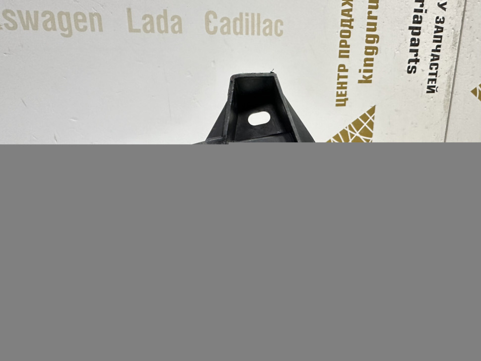 Решетка переднего бампера Hyundai Solaris 2 рестайлинг 2020 OEM 86561H5500 H586561500