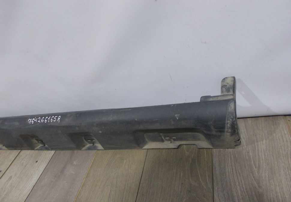 Порог правый бу Renault Sandero Stepway 2 OEM 764266165R