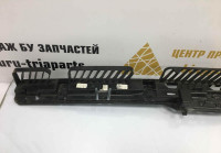 Кронштейн заднего бампера Volkswagen Jetta 6 2011 дорестайлинг