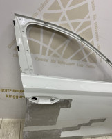 Дверь передняя правая Skoda Octavia A8 OEM 5E3831052
