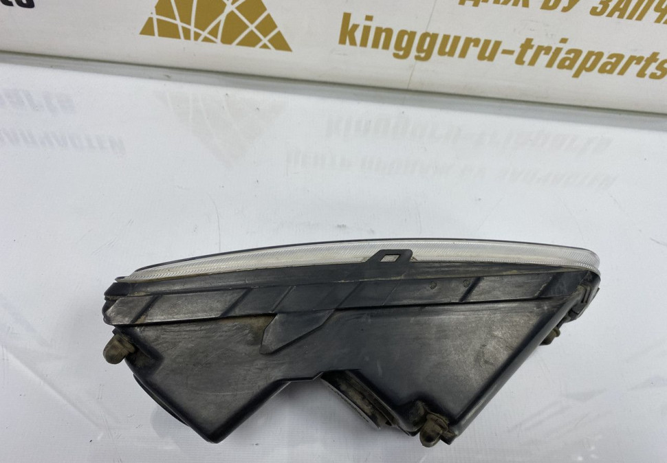 Противотуманная фара левая Volkswagen Polo рестайлинг 2015 OEM 6R0941061D Противотуманная фара левая Volkswagen Polo рестайлинг 2015 OEM 6R0941061D