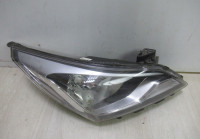 Фара правая (галоген) Hyundai Solaris рест oem 921024L600