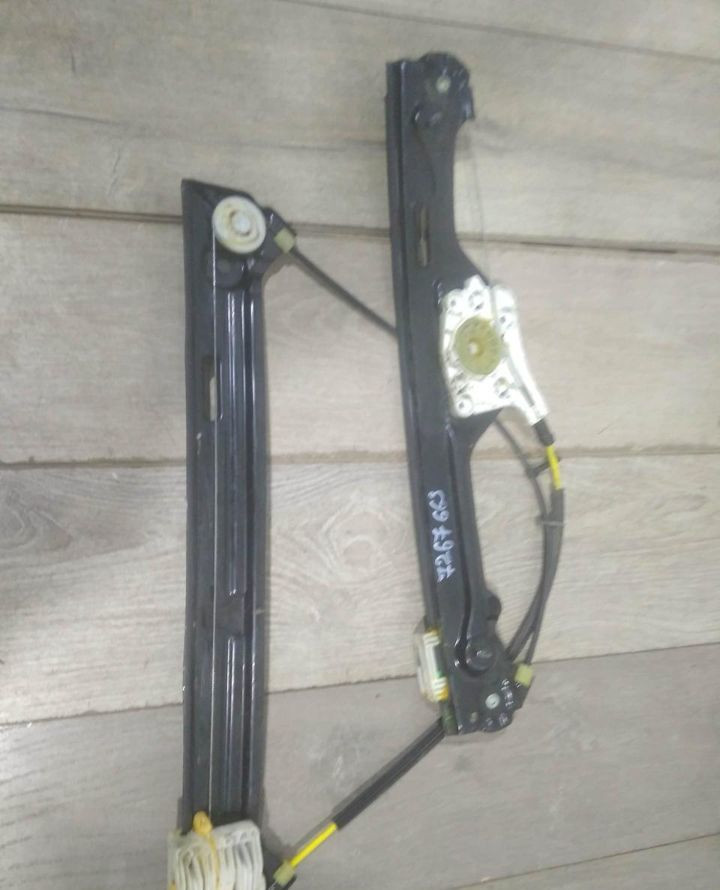 Механизм стеклоподъемника передней левой двери бу BMW X6 E71 OEM 51337197301