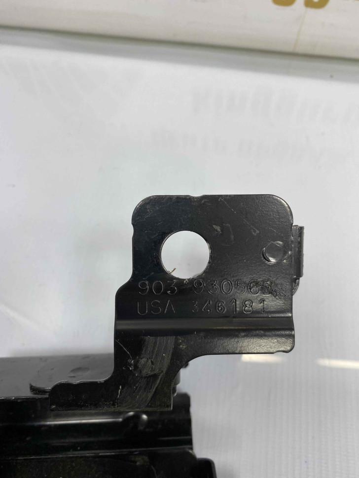 Крепление поперечины рамы левое BMW X5 G05 OEM 51477438251 7438251 Крепление поперечины рамы левое BMW X5 G05 OEM 51477438251 7438251