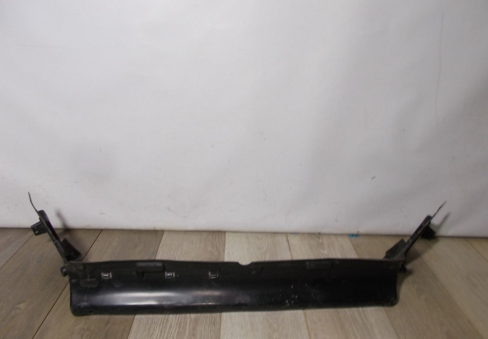 Воздуховод радиатора нижний бу BMW 7 G11 OEM 51747359797