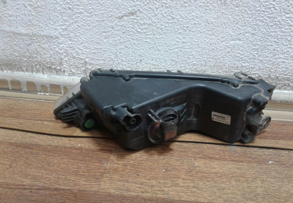 Фара Птф левая Volkswagen Tiguan 2 (16>) (слом. 1 крепл.) oem 5na941699a Фара Птф левая Volkswagen Tiguan 2 (16>) (слом. 1 крепл.) oem 5na941699a