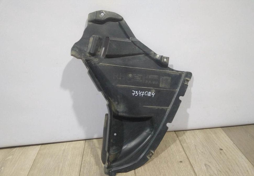 Защита переднего бампера правая бу BMW 7 G11 OEM 51757347024