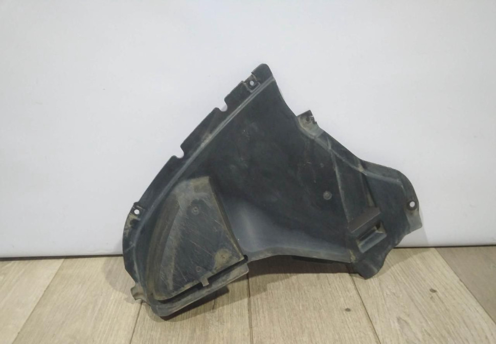 Защита переднего бампера правая бу BMW 7 G11 OEM 51757347024 Защита переднего бампера правая бу BMW 7 G11 OEM 51757347024