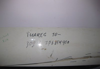 Молдинг двери задний левый Volkswagen Touareg NF (задир) oem 7p6854950 (скл-3)