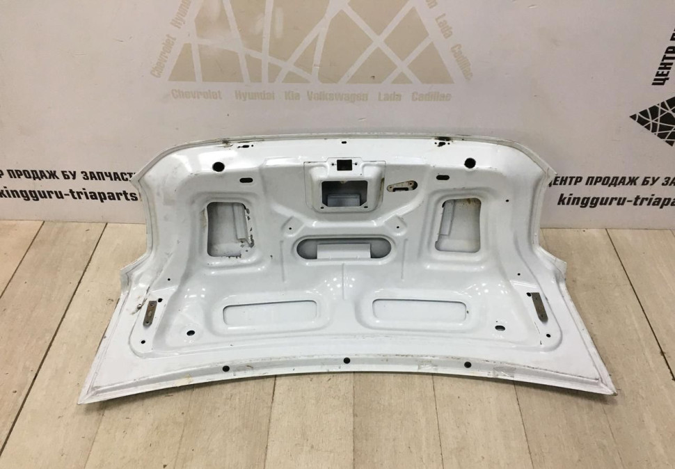Крышка багажника Renault Logan 2 OEM 901007582R Крышка багажника Renault Logan 2 OEM 901007582R