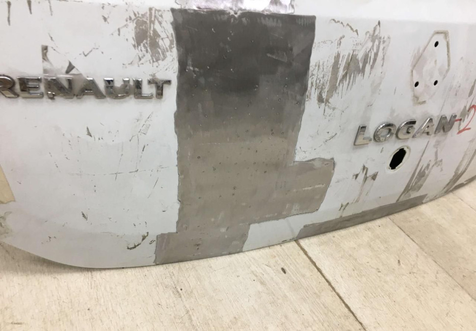 Крышка багажника Renault Logan 2 OEM 901007582R