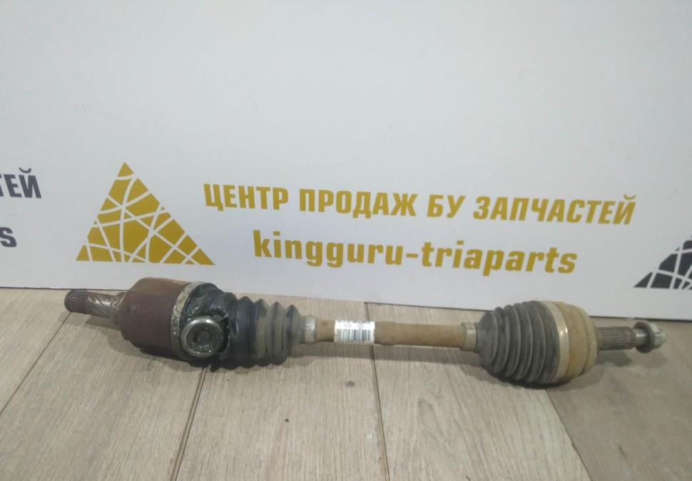 Привод левый бу Renault Duster OEM 391019671R