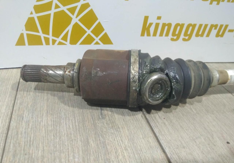 Привод левый бу Renault Duster OEM 391019671R