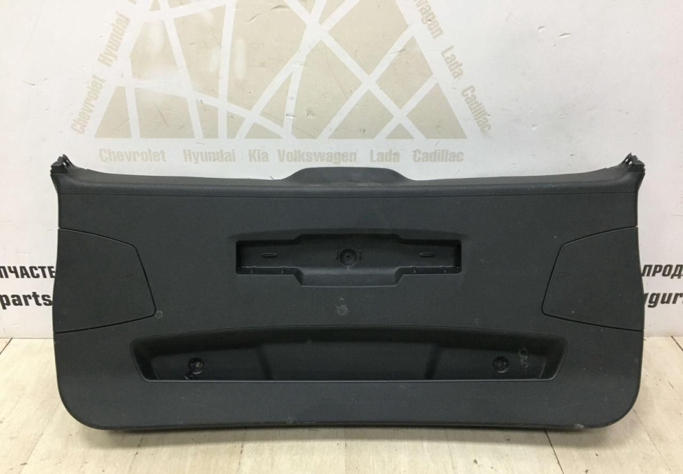 Обивка крышки багажника нижняя BMW X1 F48 OEM 51497350844