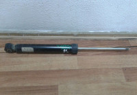 Стойка амортизатора задняя Volkswagen Passat B6 oem 3c0512011