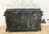 Радиатор охлаждения Skoda Octavia (1,6) OEM 5Q0121251HC