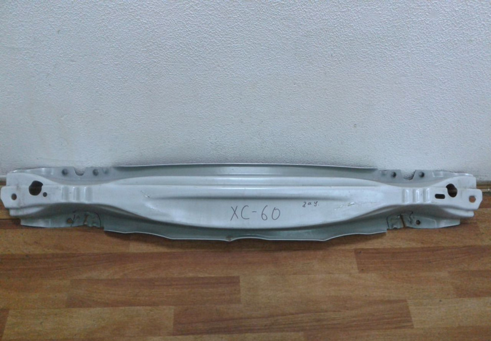 Усилитель заднего бампера Volvo XC60