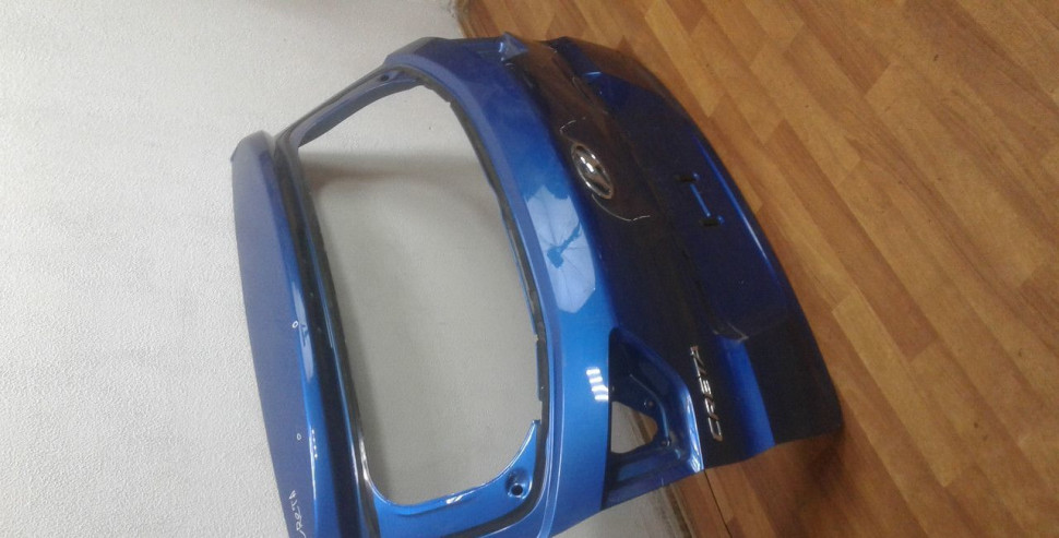 Крышка багажника Hyundai Creta oem 73700M0000 (вмятины) (скл-3) Крышка багажника Hyundai Creta oem 73700M0000 (вмятины) (скл-3)