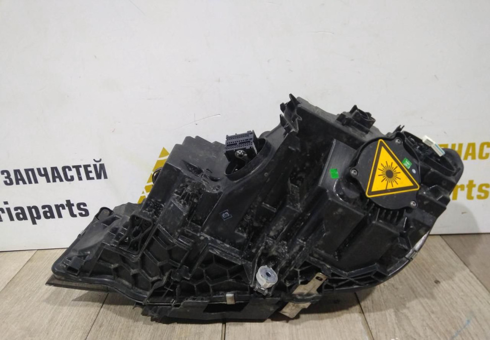 Фара лазерная правая бу BMW 3 G20 OEM 63118496164