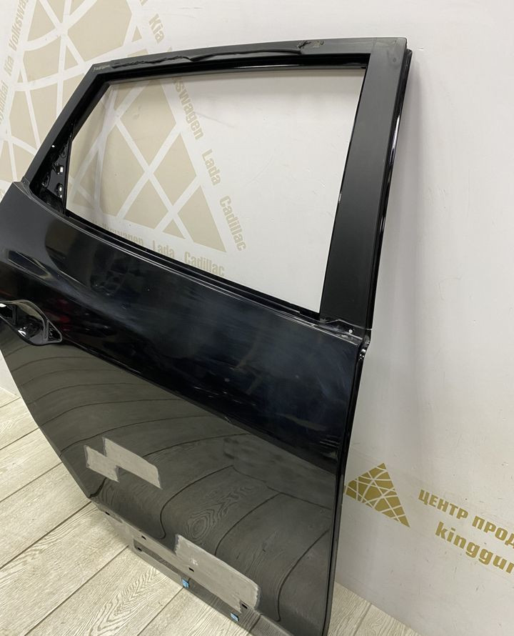 Дверь задняя правая Hyundai IX35 2010 oem 770042Y010