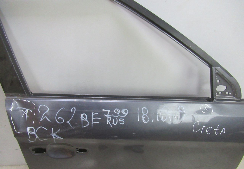 Дверь передняя правая Hyundai Creta Oem 76004M0000 (вмятина)
