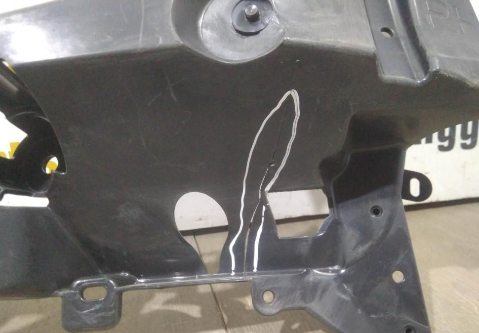 Кронштейн заднего бампера правый бу BMW X4 G02 OEM 51127416026 Кронштейн заднего бампера правый бу BMW X4 G02 OEM 51127416026