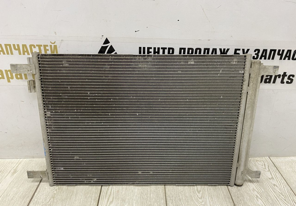 Радиатор кондиционера Skoda Octavia A7 OEM 5Q0816411BG