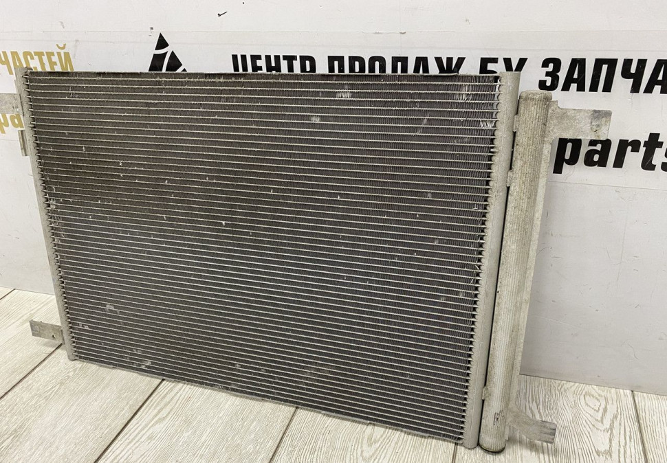 Радиатор кондиционера Skoda Octavia A7 OEM 5Q0816411BG Радиатор кондиционера Skoda Octavia A7 OEM 5Q0816411BG