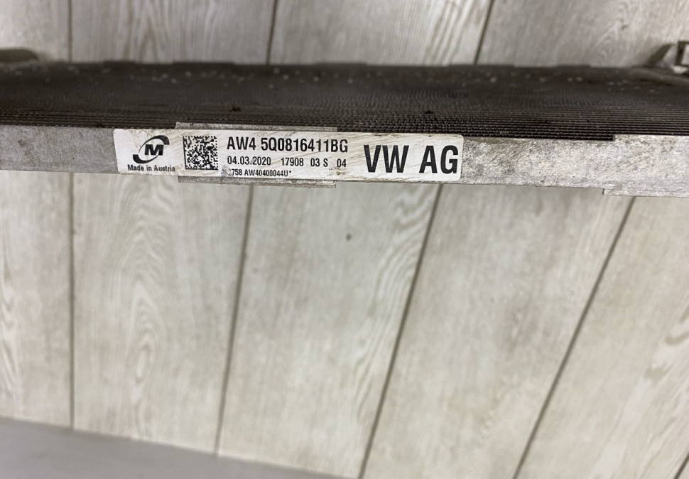 Радиатор кондиционера Skoda Octavia A7 OEM 5Q0816411BG Радиатор кондиционера Skoda Octavia A7 OEM 5Q0816411BG