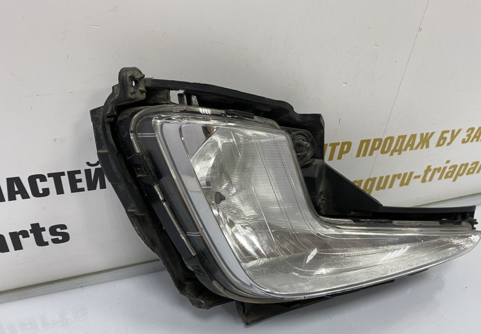 Противотуманная фара правая Kia Rio 3 дорестайлинг 2011 OEM 922024X000 Противотуманная фара правая Kia Rio 3 дорестайлинг 2011 OEM 922024X000