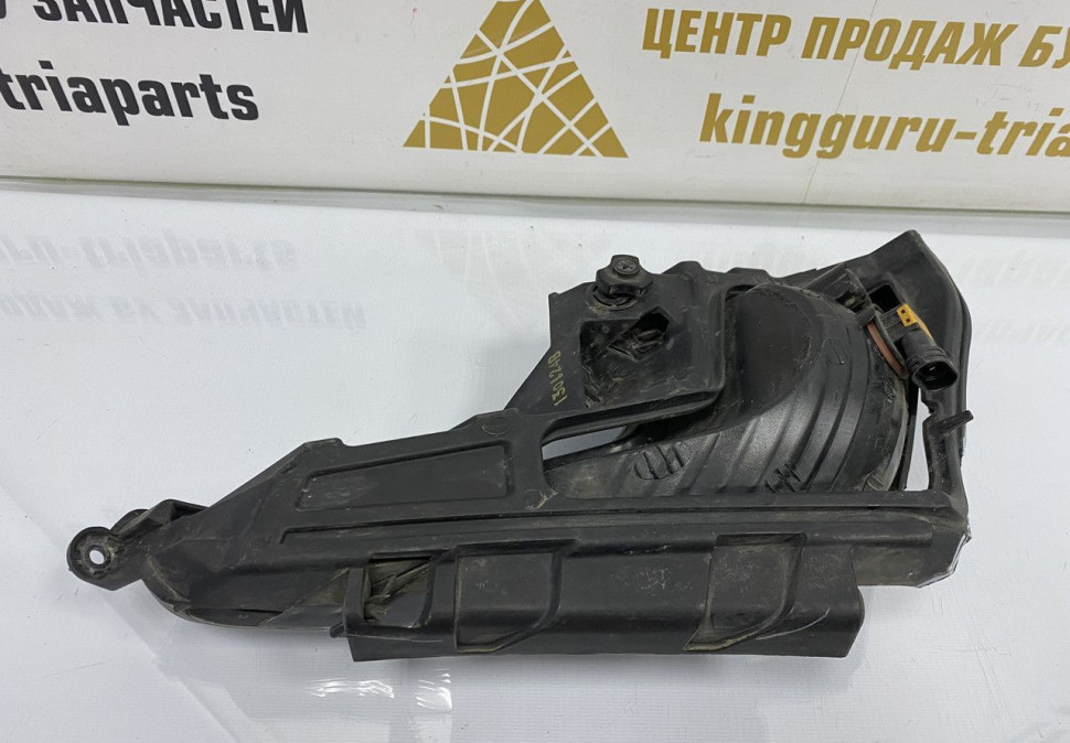 Противотуманная фара правая Kia Rio 3 дорестайлинг 2011 OEM 922024X000 Противотуманная фара правая Kia Rio 3 дорестайлинг 2011 OEM 922024X000