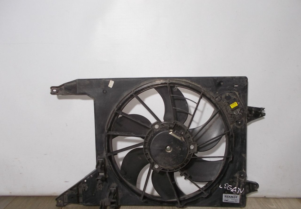 Вентилятор радиатора бу Renault Logan 1 OEM 214815057R