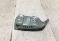 Кронштейн крыла правый Volkswagen Passat  B8 2015 OEM 3G0821116