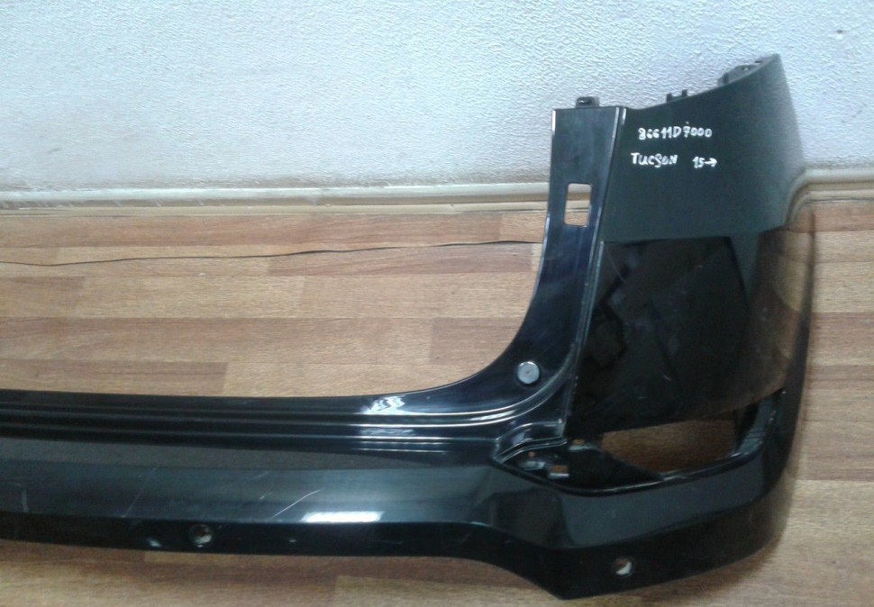 Бампер задний Hyundai Tucson 3 (15>) вмятина oem 86611d7000 Бампер задний Hyundai Tucson 3 (15>) вмятина oem 86611d7000