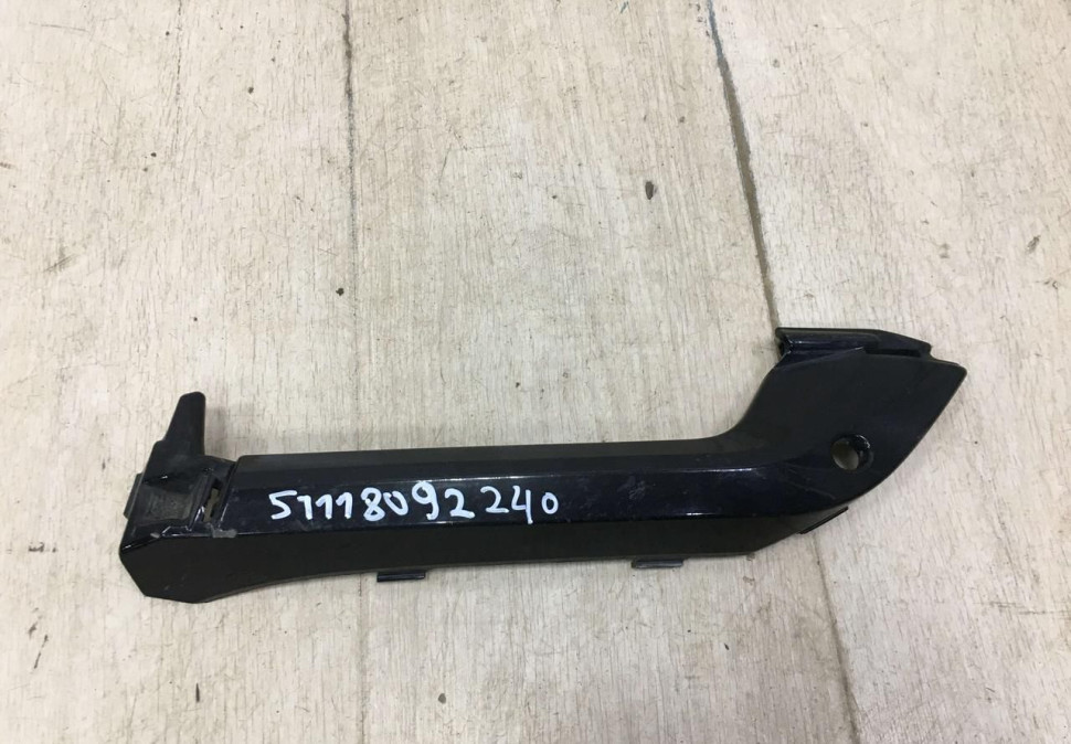 Накладка переднего бампера правая BMW X6 G06 M-Pack OEM 51118092240