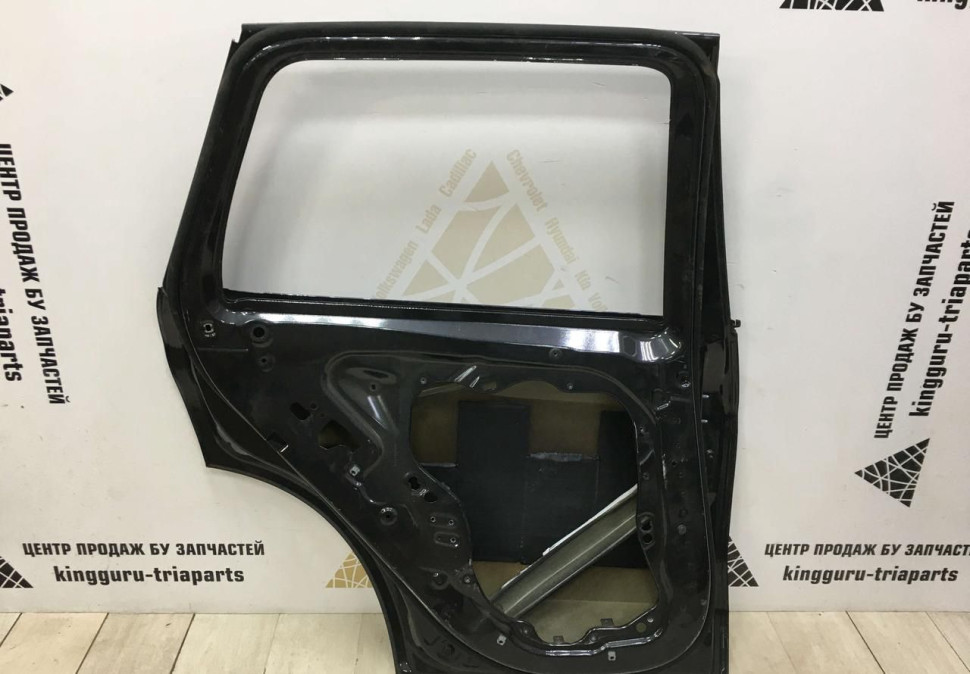 Дверь задняя левая BMW X5 G05  2019 OEM 41528738553