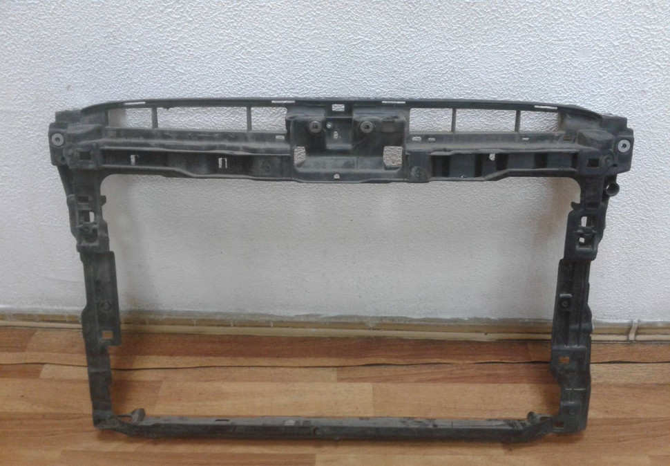Панель передняя Volkswagen Passat B8 oem 3g0805588 (после ремонта)