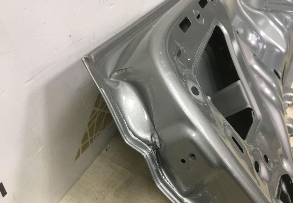 Крышка багажника Skoda Kodiaq OEM 565827025A Крышка багажника Skoda Kodiaq OEM 565827025A