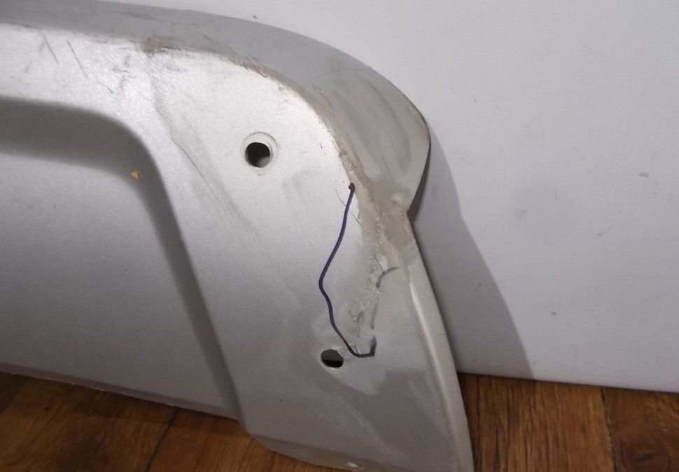 Накладка заднего бампера бу Renault Duster до рестайлинг OEM 850708950R