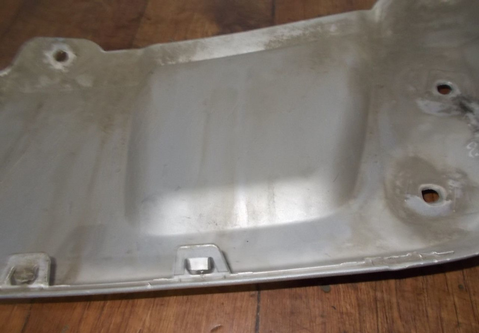 Накладка заднего бампера бу Renault Duster до рестайлинг OEM 850708950R