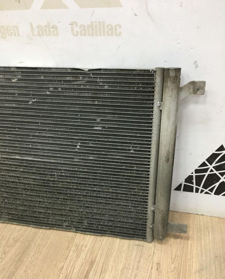 Радиатор кондиционера Skoda Octavia A7 OEM 5Q0816411BG Радиатор кондиционера Skoda Octavia A7 OEM 5Q0816411BG