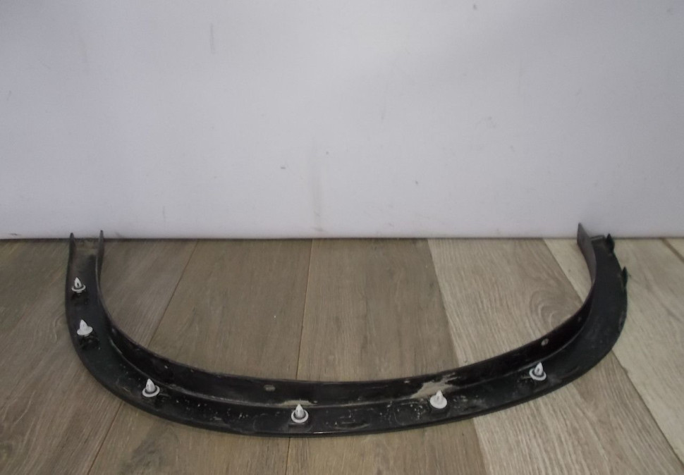 Молдинг крыла задний левый бу BMW X1 F48 OEM 51777332339