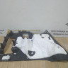 Обивка багажника правая бу Renault Duster OEM 849503745R Обивка багажника правая бу Renault Duster OEM 849503745R