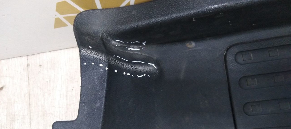 Накладка ступеньки Volkswagen Transporter T6 2015> oem 7E5863736K (скл-3) Накладка ступеньки Volkswagen Transporter T6 2015> oem 7E5863736K (скл-3)