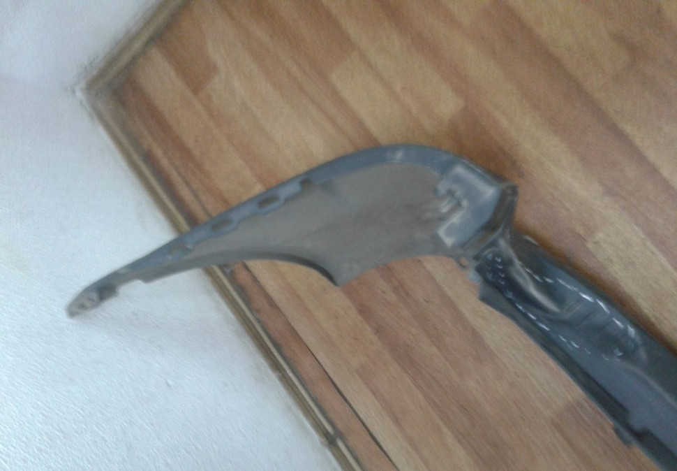 Бампер задний Lada Largus oem 8450000257 (вмятина) (скл-3) Бампер задний Lada Largus oem 8450000257 (вмятина) (скл-3)