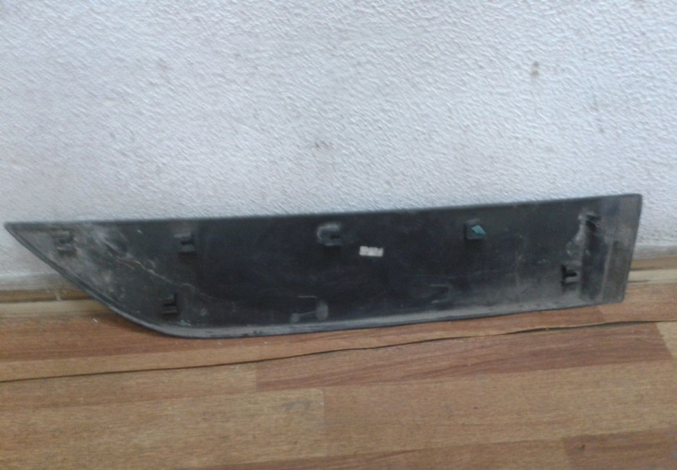 Накладка двери задняя левая Hyundai ix35 oem 877332s000