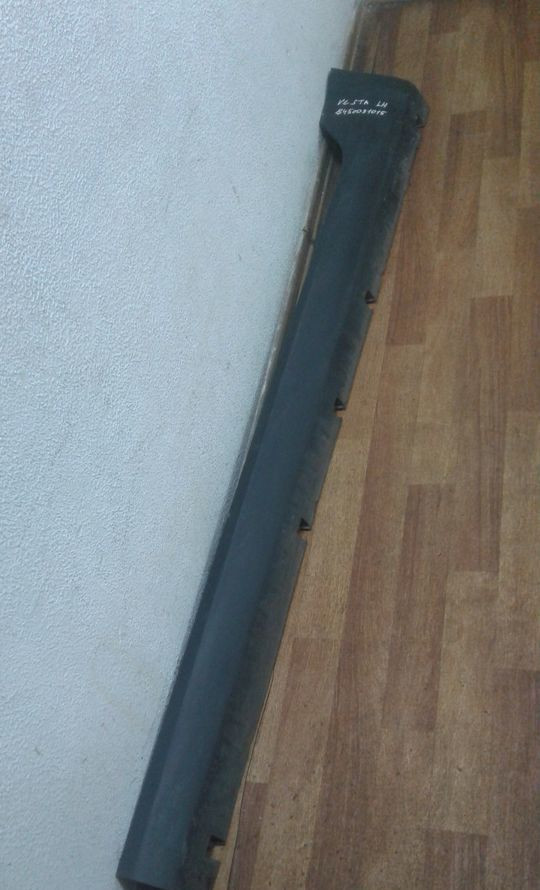 Накладка порога левая Lada Vesta Cross oem 8450031015 (скл-3)